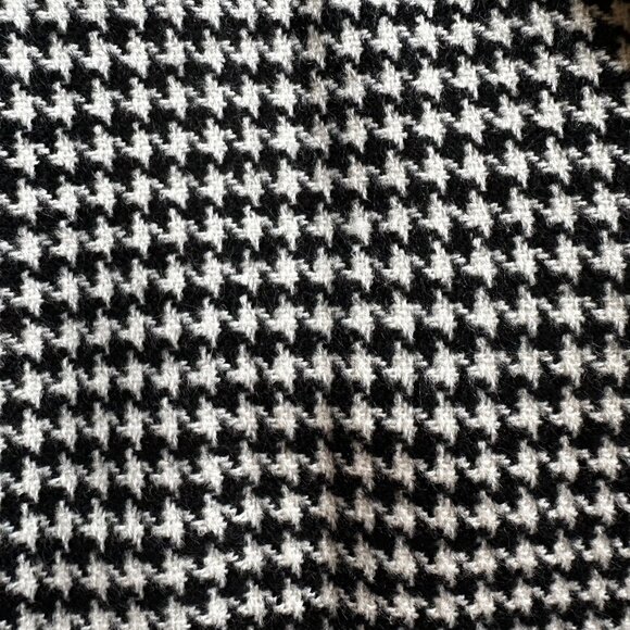 LOFT Poncho Shawl Reversible Plaid Houndstooth Fringe Women's M/L - Picture 8 of 10